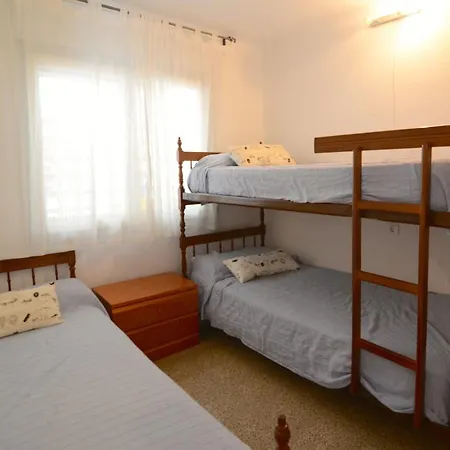 Apartment Rocamaura I B 3-2 *